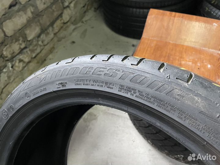 Bridgestone Potenza S001 255/35 R19 92Y