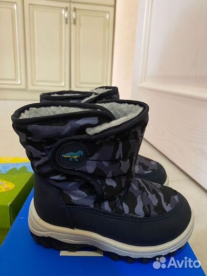 Кроссовки Nike 24 р
