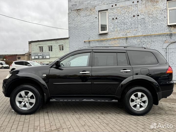 Mitsubishi Pajero Sport 2.5 AT, 2011, 268 000 км