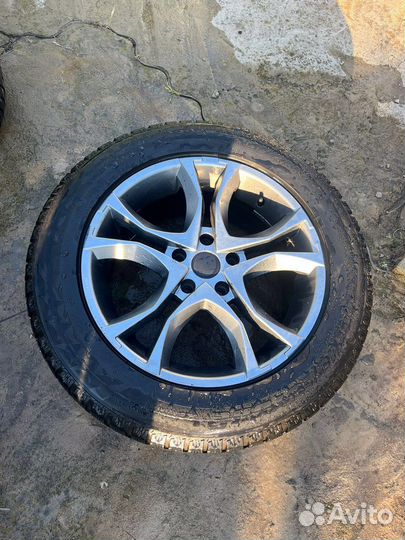 Bridgestone Ice Cruiser 7000 255/55 R18 101W