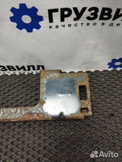 Крепление проводки Volvo FH4 21768867