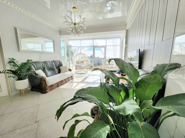 3-к. квартира, 74 м², 12/12 эт.