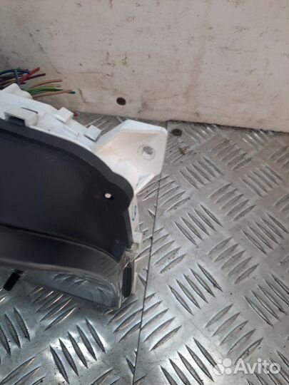 Щиток приборов (приборная панель) Jeep Compass