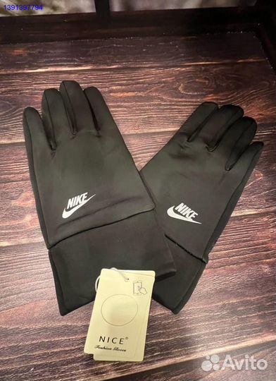 Перчатки Nike