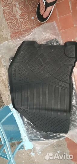 Автомобильные коврики полиуретан