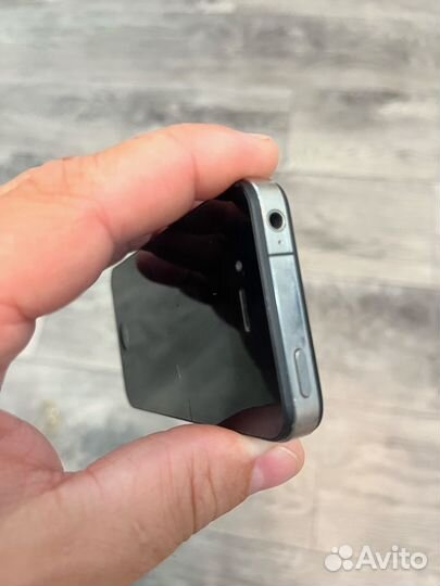 iPhone 4, 8 ГБ