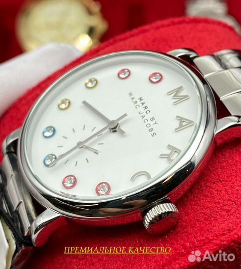 Красивые женские часы Marc Jacobs