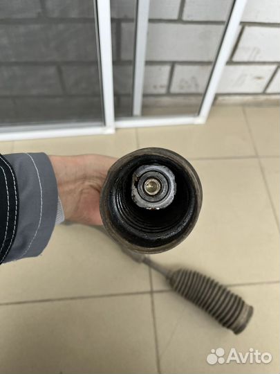 Рулевой наконечник в сборе с тягой