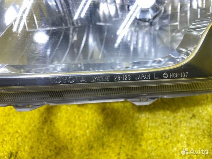 Фара передняя левая Toyota Town Ace Noah/Lite Ace