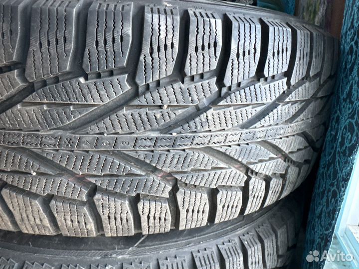 Nokian Tyres Hakkapeliitta R2 SUV 215/65 R17