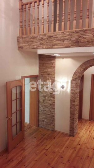 Коттедж 414 м² на участке 10,3 сот.