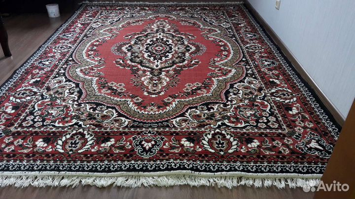 Ковер шерстяной 2мх3м; 1,9м2,7м. СССР