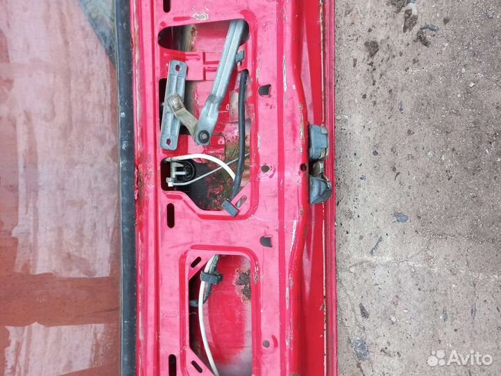 VW Golf 2 (84-91) крышка багажника в сборе