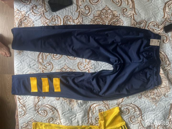 Спортивный костюм