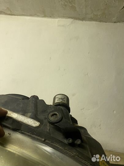 Фары Lexus RX300