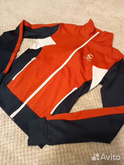 Спортивный костюм