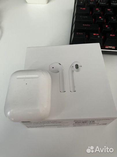 Беспроводные наушники apple airpods 2