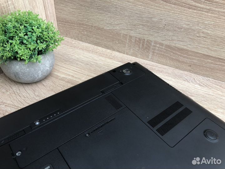 М. Samsung NP355V5C