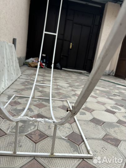 Каркас круглый 2м для оформителей