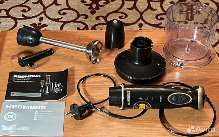 Блендер погружной Redmond