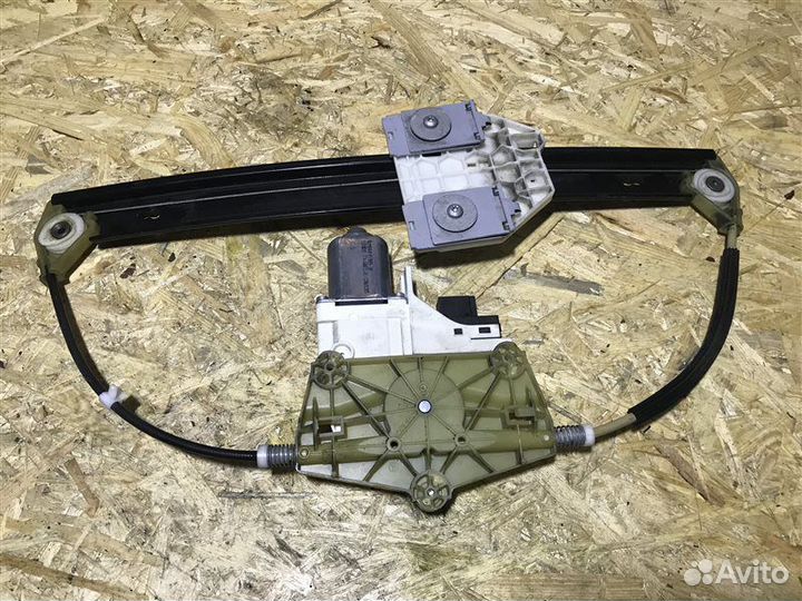 Стеклоподъемник задний левый Audi A6 C6 AUK 2005