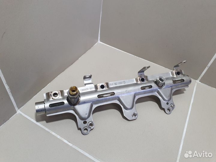 Топливная рейка (рампа) Volkswagen / Audi