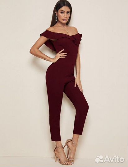 Комбинезон с открытыми плечами