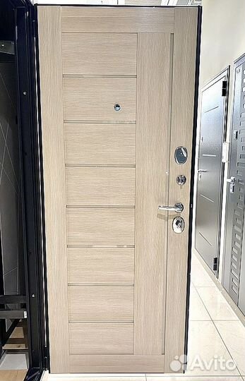 Дверь входная