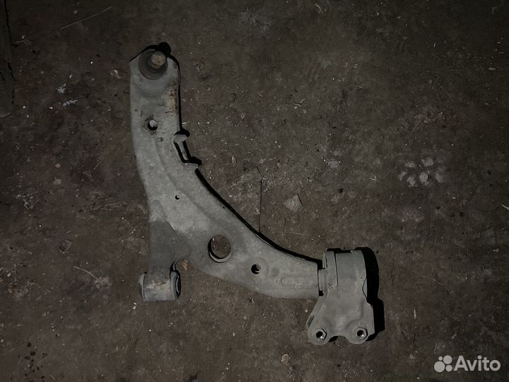 Рычаг передний правый mazda cx7