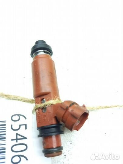 Форсунка топливная Mazda Familia BHA3P B3