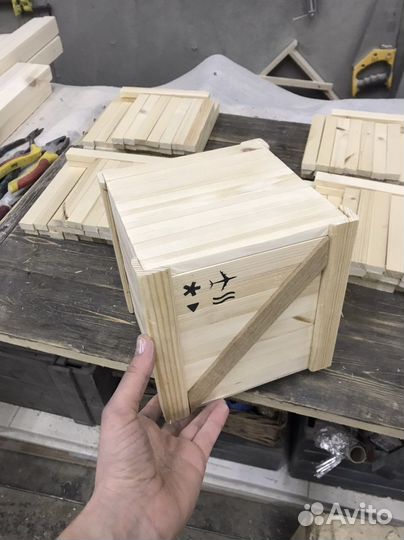 Ящик деревянный подарочный