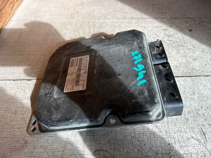 Блок управления двигателем Mercedes C-Class W203