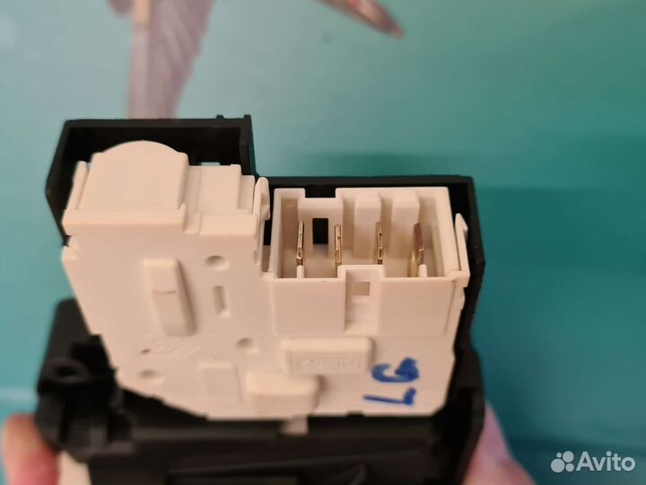 Убл (замок ) для стиральной машины lg