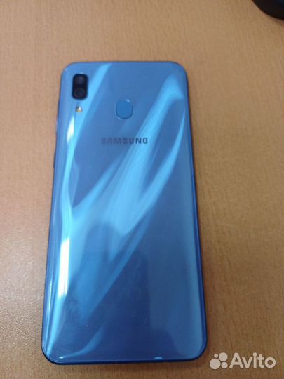 Samsung Galaxy A30, 3/32 ГБ