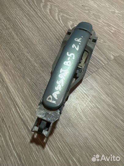 Ручка внешняя задняя правая VW Passat B5