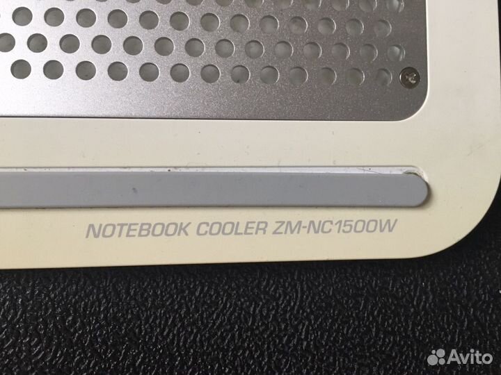 Охлаждающая подставка для ноутбука