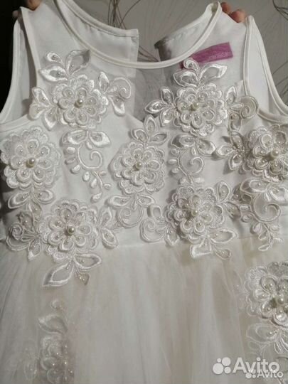 Нарядное платье