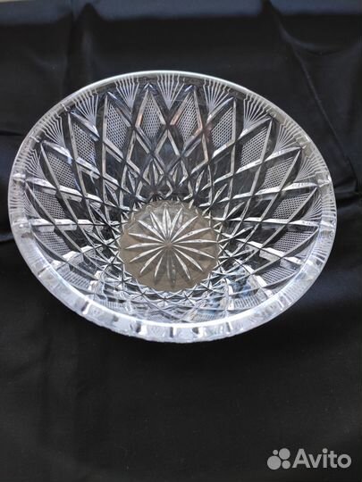 Конфетница -ретро-хрусталь с гравировкой