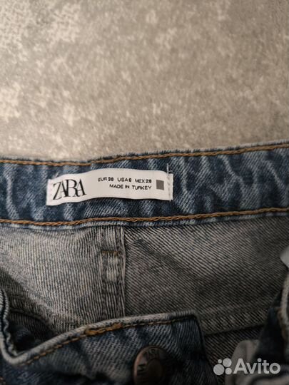 Джинсы zara