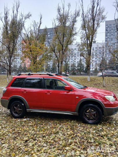 Mitsubishi Outlander 2.4 МТ, 2005, 200 000 км