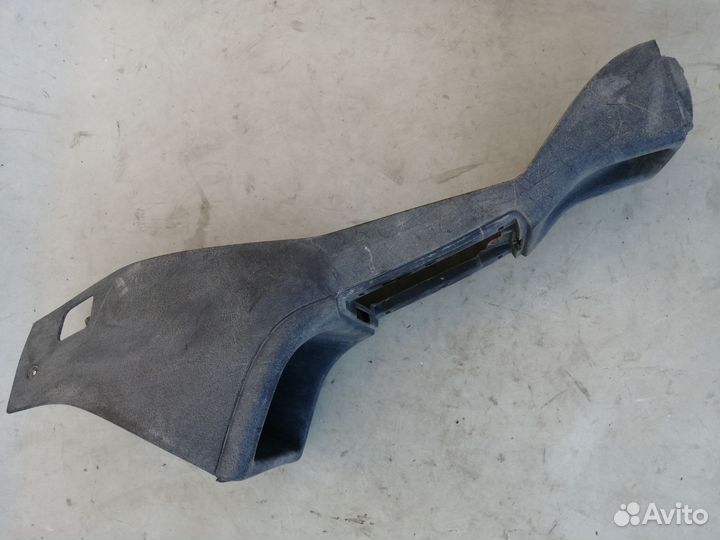 Консоль между сидениями для VW Vento 1991-1997