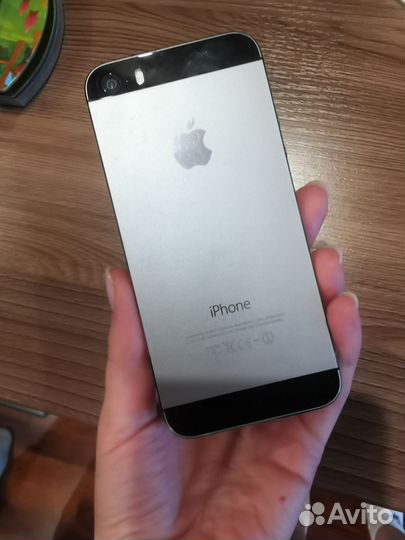 iPhone 5S, 16 ГБ