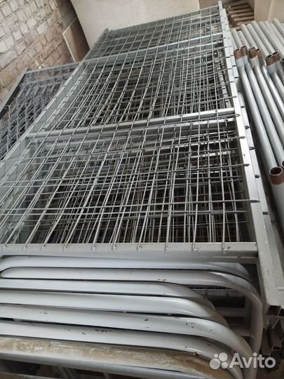 Металлические кровати