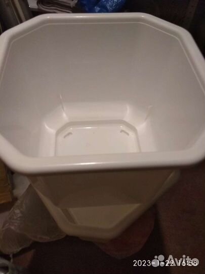 Горшок для цветов(38*38*32)