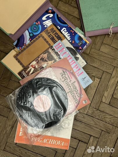 Электрофон Akords Stereo и пластинки