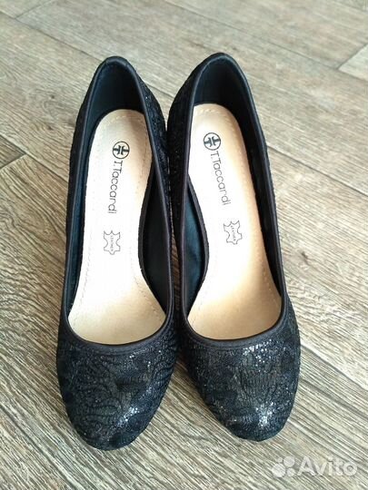 Туфли женские вечерние нарядные кружевные