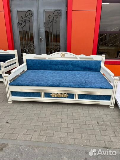 Кровать Тахан
