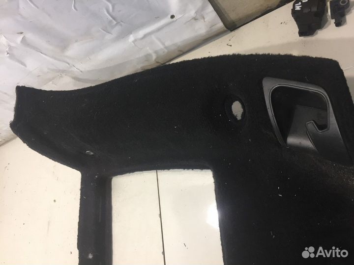 Обшивка багажника (Mercedes-Benz M-class W166)