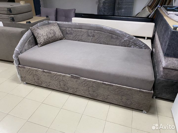 Кровать тахта софа