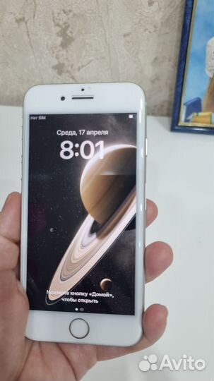 iPhone 8, 64 ГБ